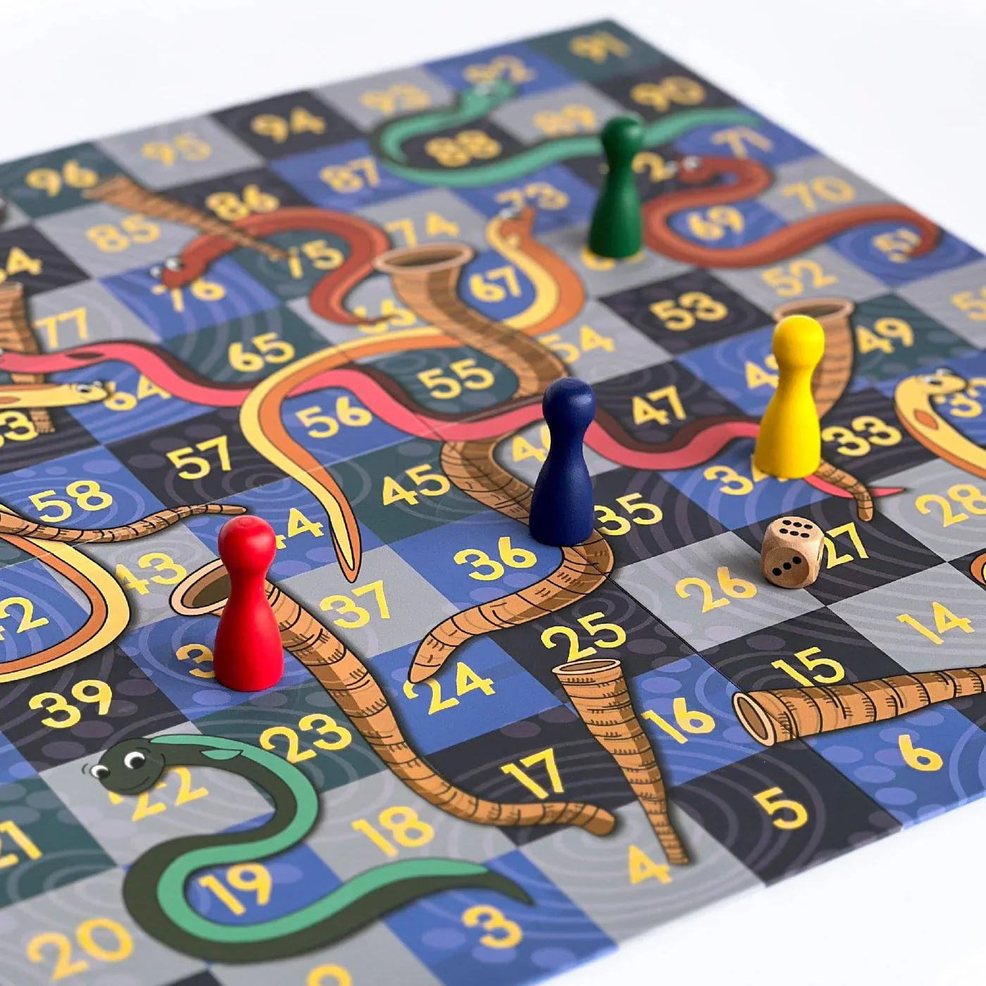 Eels and Traps Board Game - Image 3